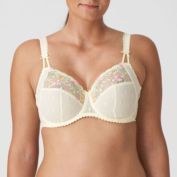 //www.esterella.nl/cdn/shop/products/Low-ps_0163350_FRV_600x600.jpg?v=1678290161