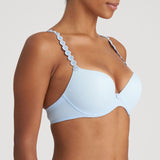 //www.esterella.nl/cdn/shop/products/Low-ps_0220827_NUA_3_compact.jpg