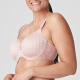 //www.esterella.nl/cdn/shop/products/Low-ps_0262121_PWD_2_compact.jpg