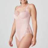 //www.esterella.nl/cdn/shop/products/Low-ps_0462120_PWD_2_compact.jpg