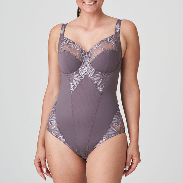 //www.esterella.nl/cdn/shop/products/Low-ps_0463150_EYS_600x600.jpg?v=1669633085