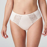 //www.esterella.nl/cdn/shop/products/Low-ps_0563306_GEI_compact.jpg