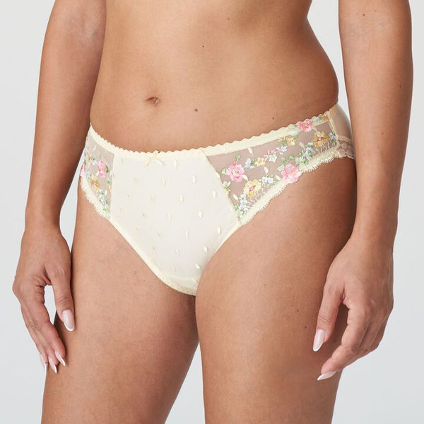 //www.esterella.nl/cdn/shop/products/Low-ps_0563350_FRV_2_600x600.jpg?v=1678290355