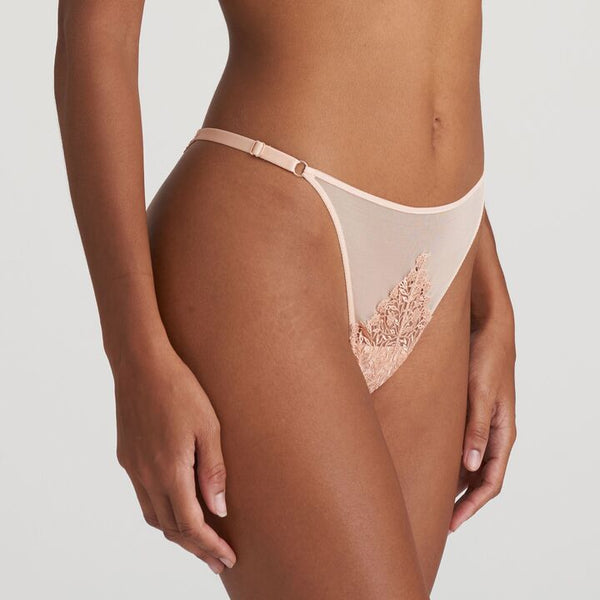 //www.esterella.nl/cdn/shop/products/Low-ps_0602570_PIR_2_600x600.jpg?v=1677434289