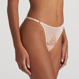 //www.esterella.nl/cdn/shop/products/Low-ps_0602570_PIR_2_compact.jpg