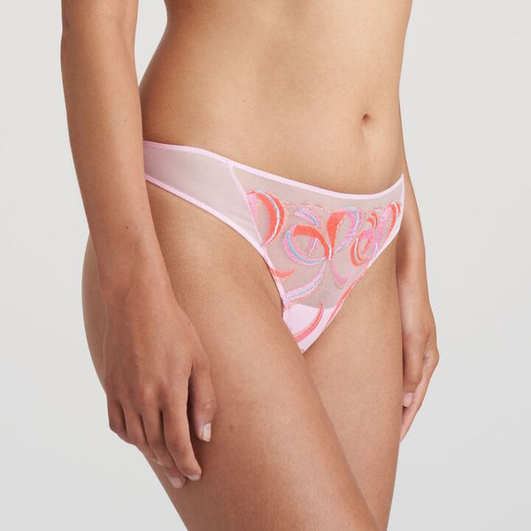 //www.esterella.nl/cdn/shop/products/Low-ps_0602690_LLR_2_600x600.jpg?v=1674237645