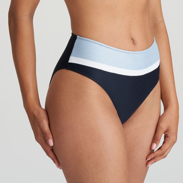 //www.esterella.nl/cdn/shop/products/Low-ps_1004651_CLP_2_600x600.jpg?v=1674238978