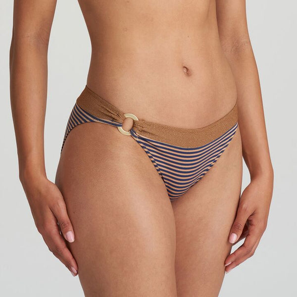 //www.esterella.nl/cdn/shop/products/Low-ps_1005750_OBR_2_600x600.jpg?v=1676987692