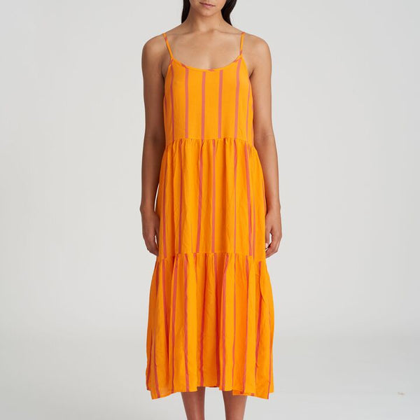 //www.esterella.nl/cdn/shop/products/Low-ps_1006294_JAZ_600x600.jpg?v=1676988848