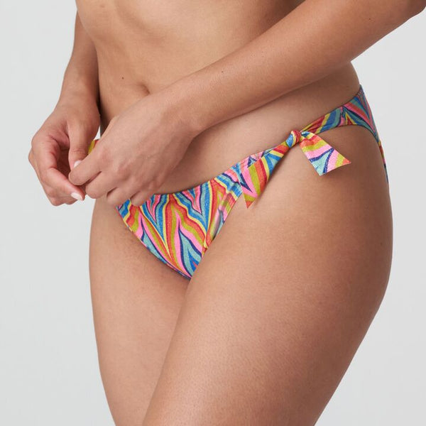 //www.esterella.nl/cdn/shop/products/Low-ps_4010853_RBP_2_600x600.jpg?v=1676561640