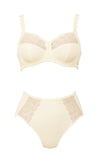 //www.esterella.nl/cdn/shop/products/LupinaBhzonderBeugel5629Champagne__1_compact.jpeg