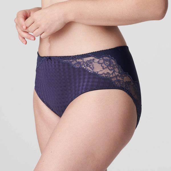 //www.esterella.nl/cdn/shop/products/MadisonTailleSlip0562126BlueBijou__2_600x600.jpeg?v=1642069923