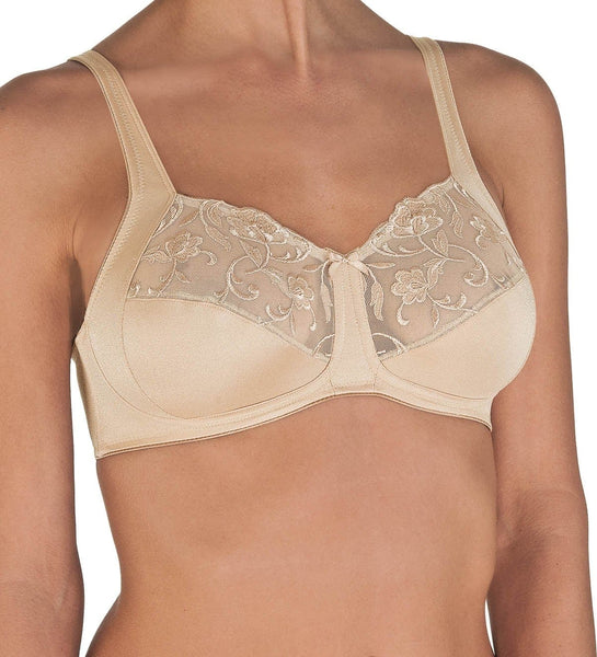 //www.esterella.nl/cdn/shop/products/MomentsBhzonderBeugel0000319034Sand__1_600x600.jpeg?v=1642064757