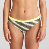 //www.esterella.nl/cdn/shop/products/MurciaBikiniSlip1005150YellowFlash__1_compact.jpeg