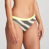 //www.esterella.nl/cdn/shop/products/MurciaBikiniSlip1005150YellowFlash__2_compact.jpeg