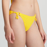 //www.esterella.nl/cdn/shop/products/PriscillaBikiniSlip1003354Sun__1_compact.jpeg