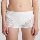 //www.esterella.nl/cdn/shop/products/RicardoShort0522063Wit__2_compact.jpeg